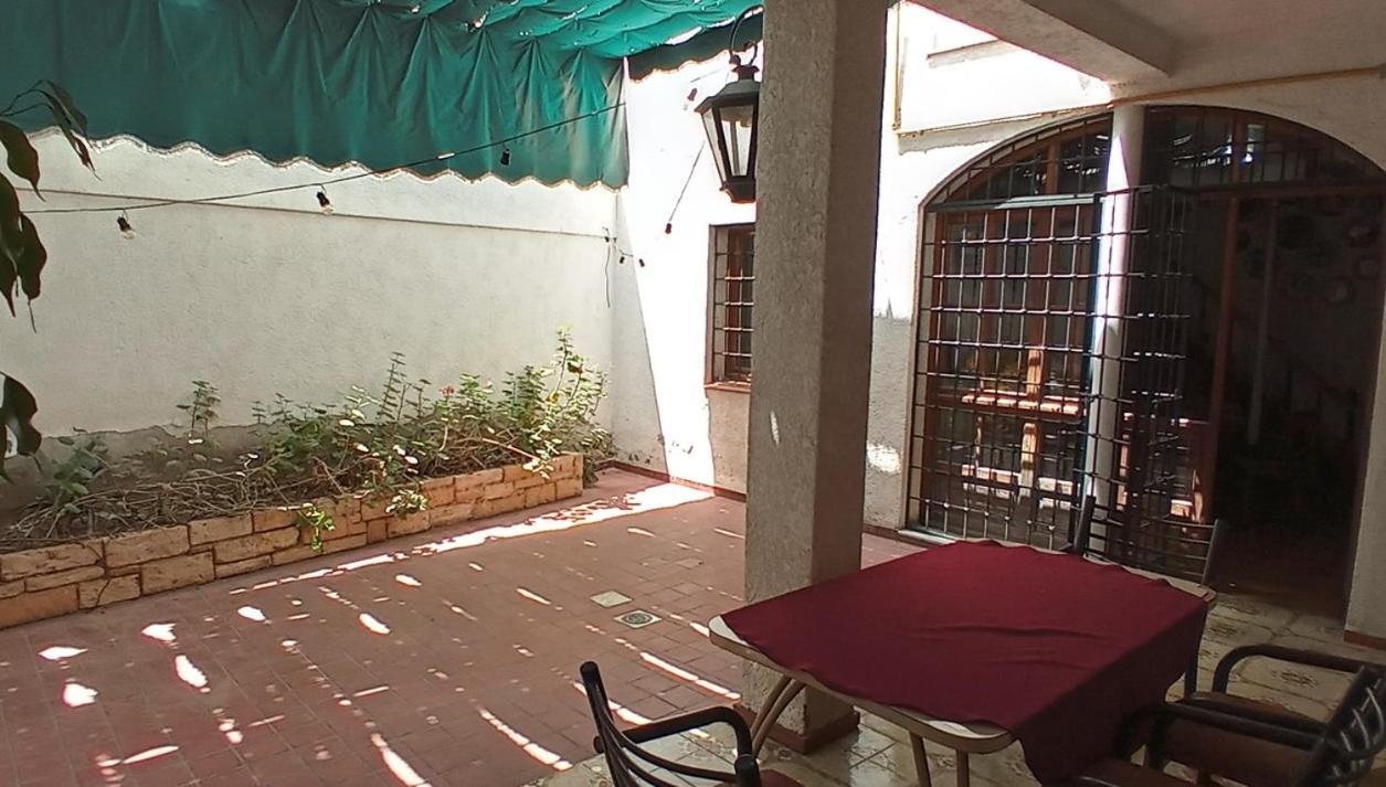 Hostel Casteleyhost Mendoza Ngoại thất bức ảnh
